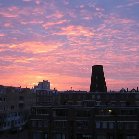 Plek Voor Pelgrims Bed & Breakfast Rotterdam